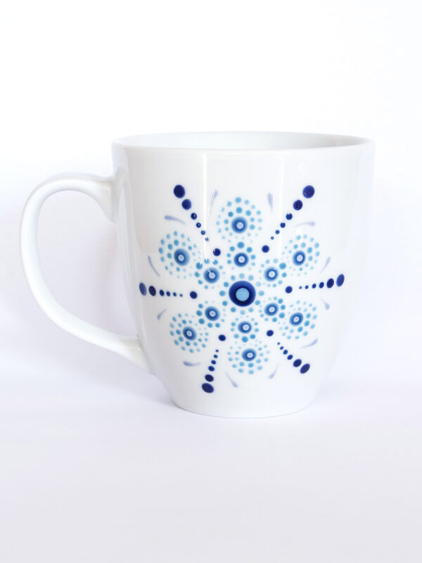 Ručně malovaný porcelánový hrnek Harry s modrým vzorem